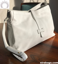 Classic Shoulder Bag